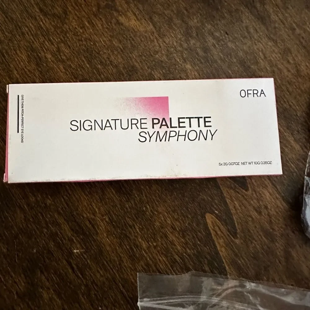 OFRA Signature Palette Symphony — White & Pink Packaging